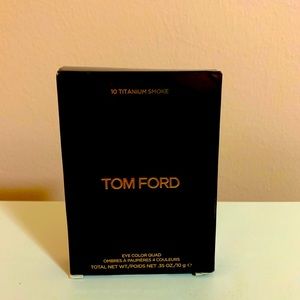 Tom Ford eye color quad 10 Titanium Smoke